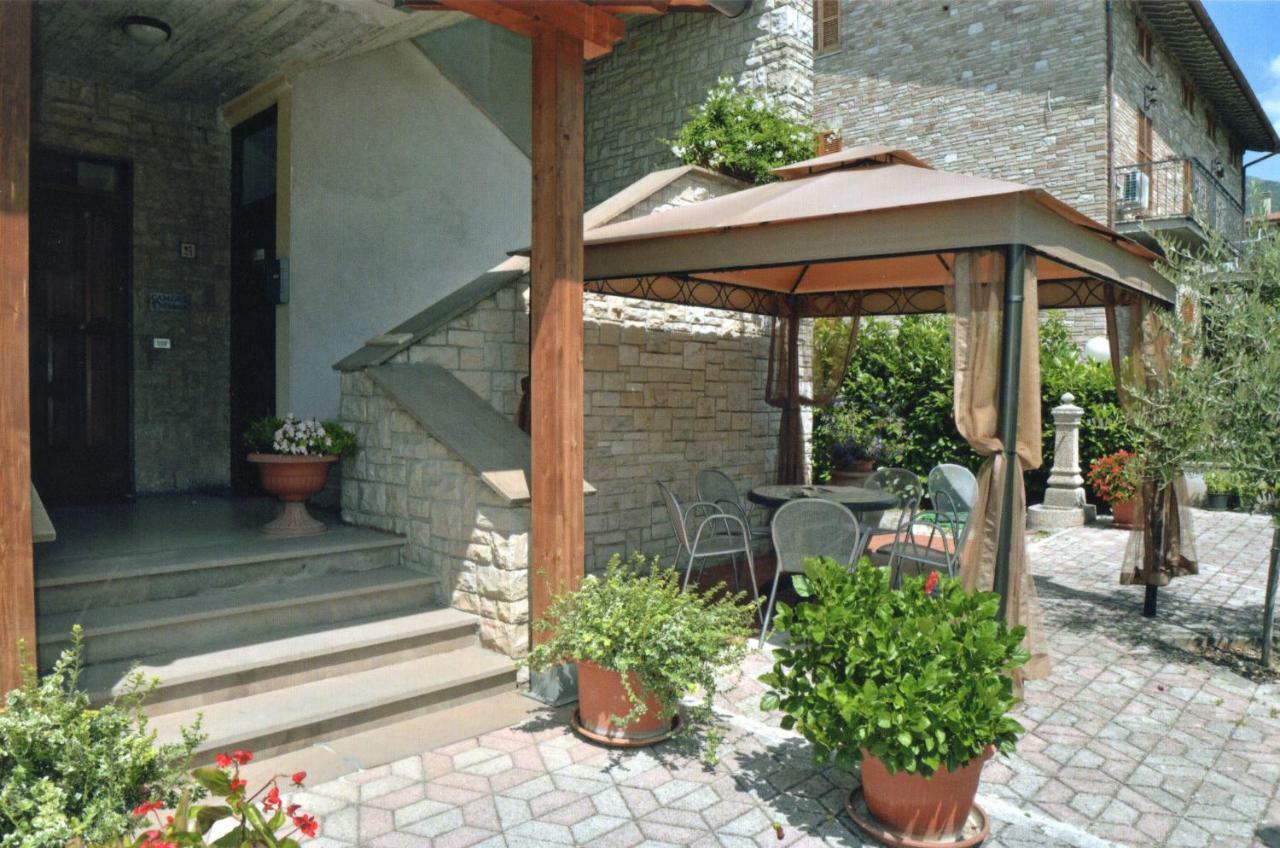 Camere Tiziana อัสซิซี ภายนอก รูปภาพ
